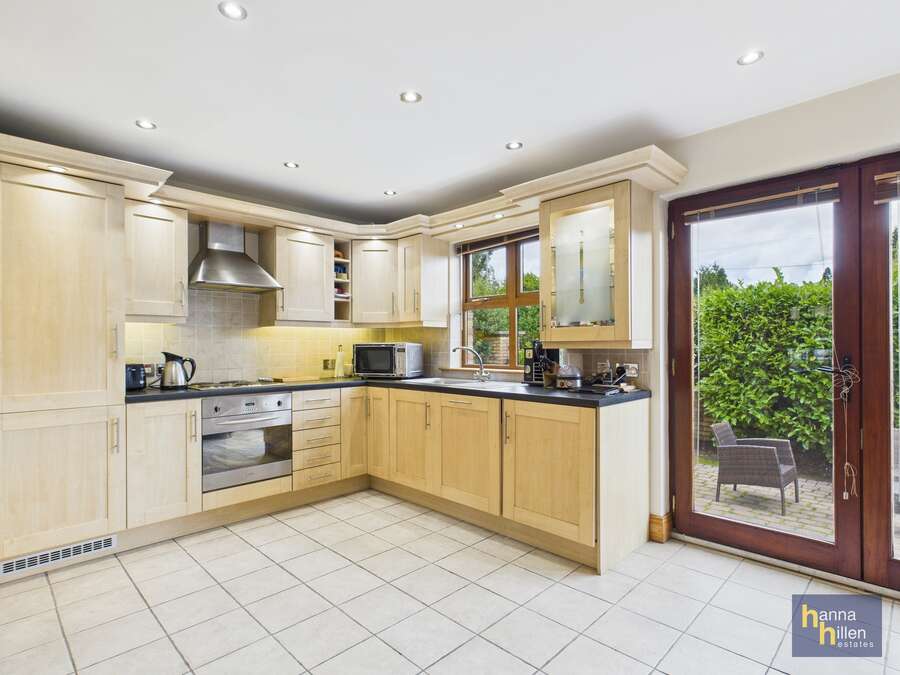 9 Malinmore Mews