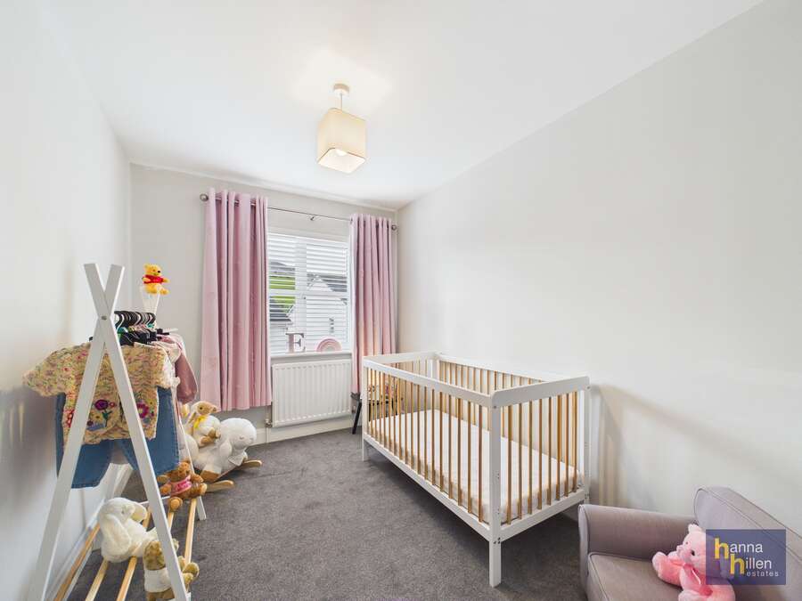 12 Carrickbracken Close