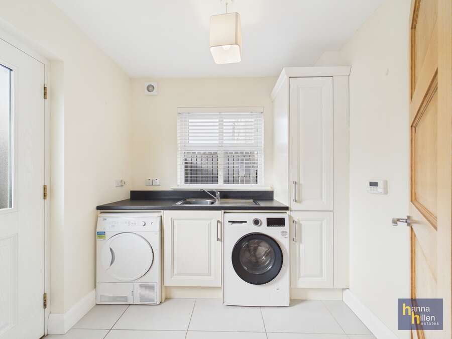 12 Carrickbracken Close