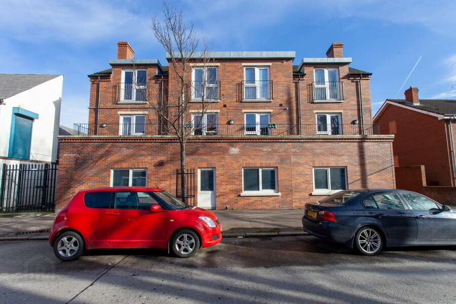 Apartment 3 62a Templemore Avenue