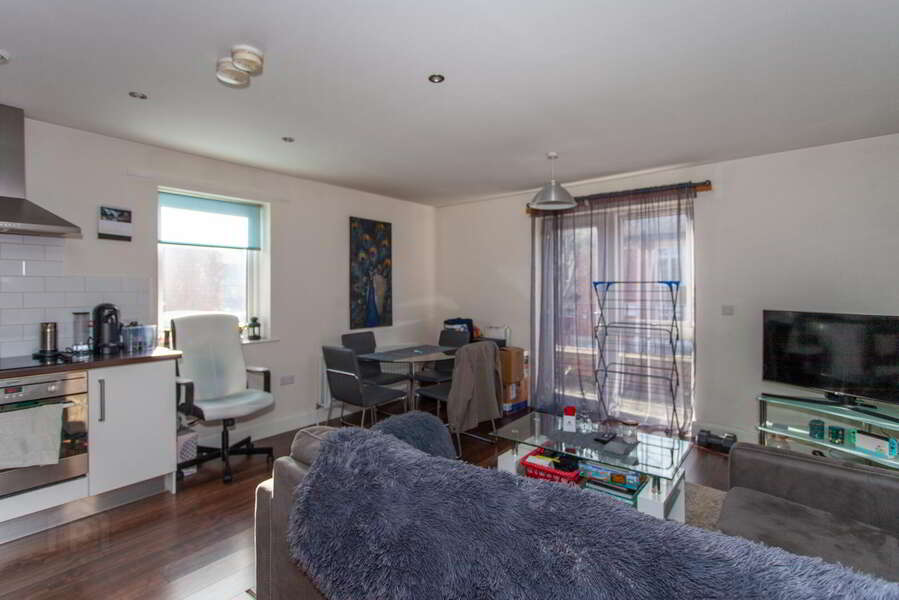 Apartment 3 62A Templemore Avenue