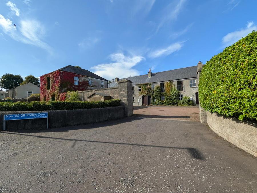 26 Roden Court
