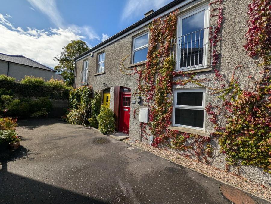 26 Roden Court