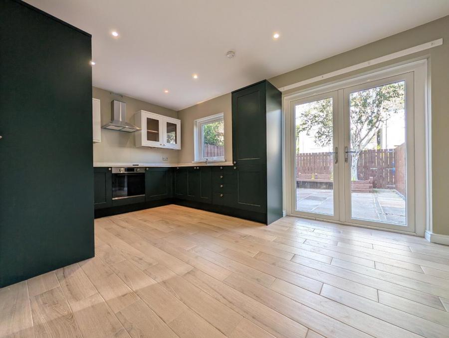 26 Roden Court