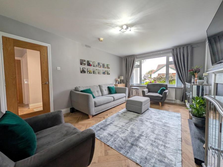 13 Sunningdale Park