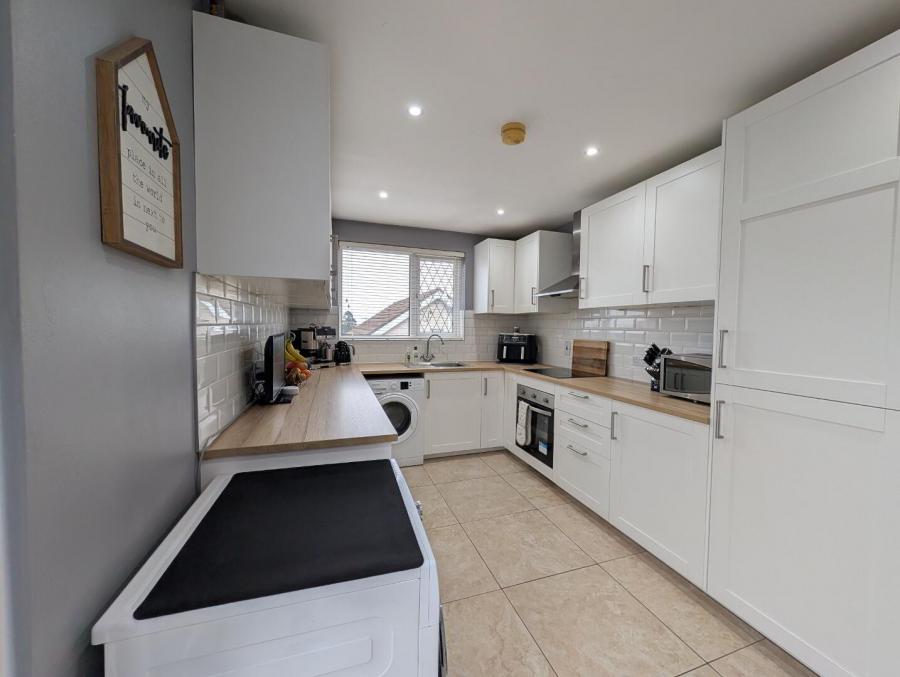 13 Sunningdale Park