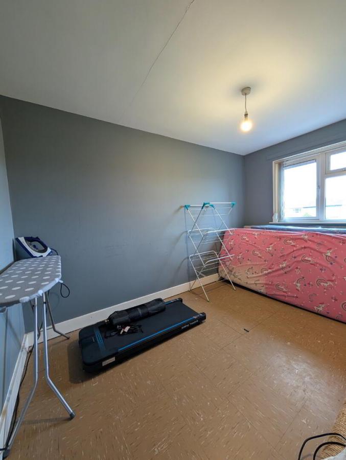 B, 47 Bracken Avenue