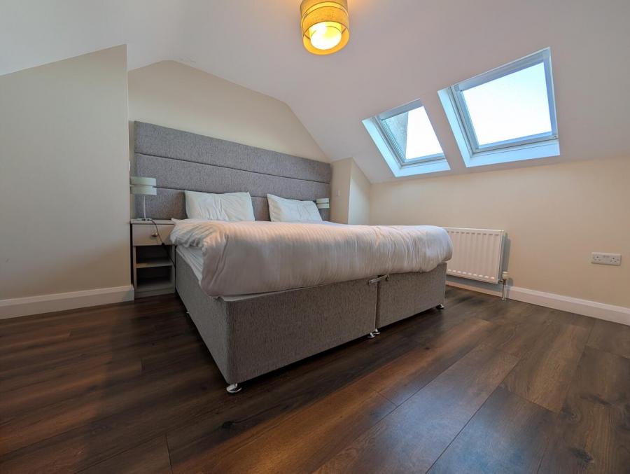 6, 111 Central Promenade