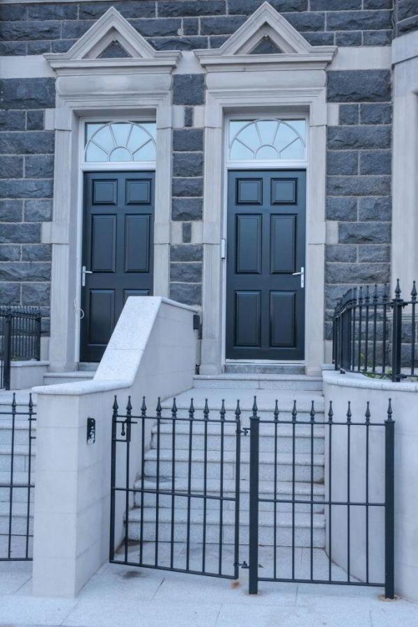 6, 111 Central Promenade