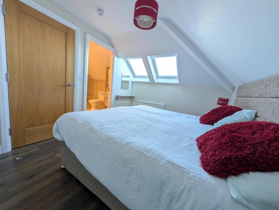 6, 111 Central Promenade