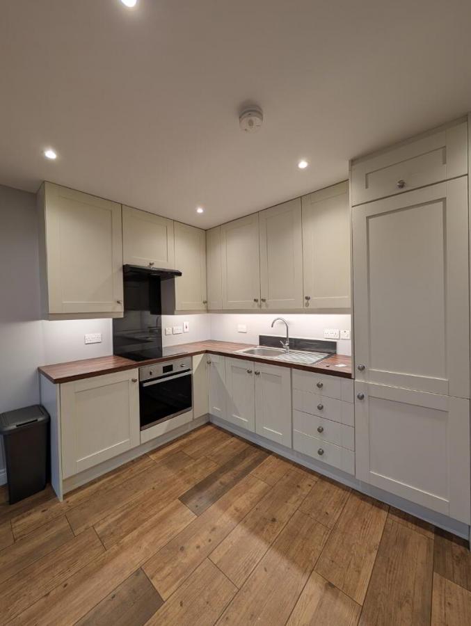 1, 77 South Promenade