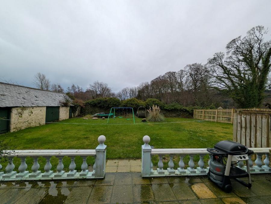 64 Bryansford Village