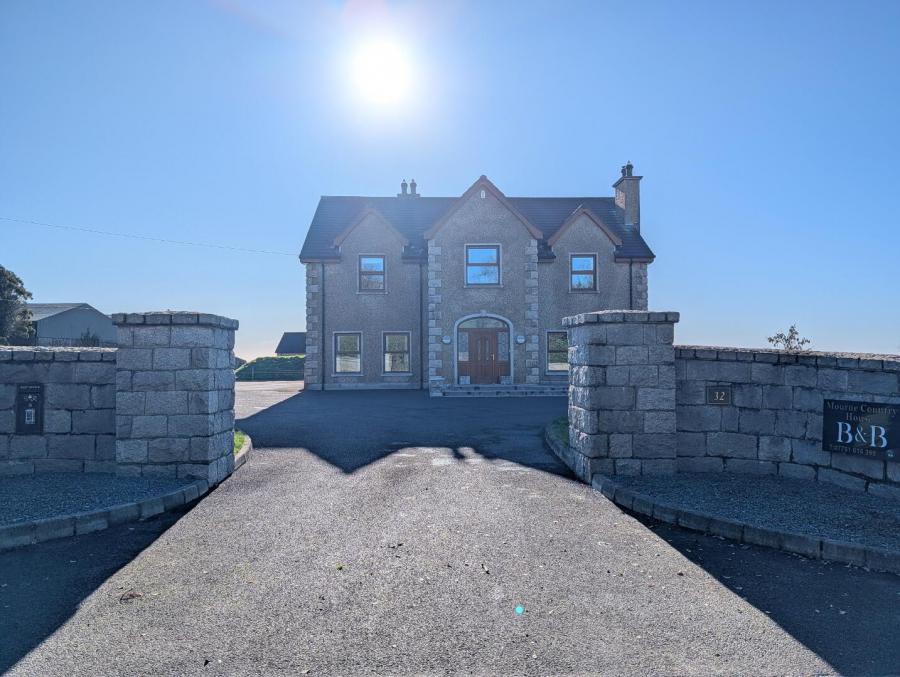 Mourne Country House, 32 Dougans Road