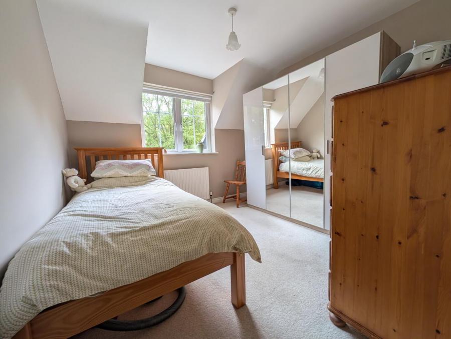 21 Kenway Drive