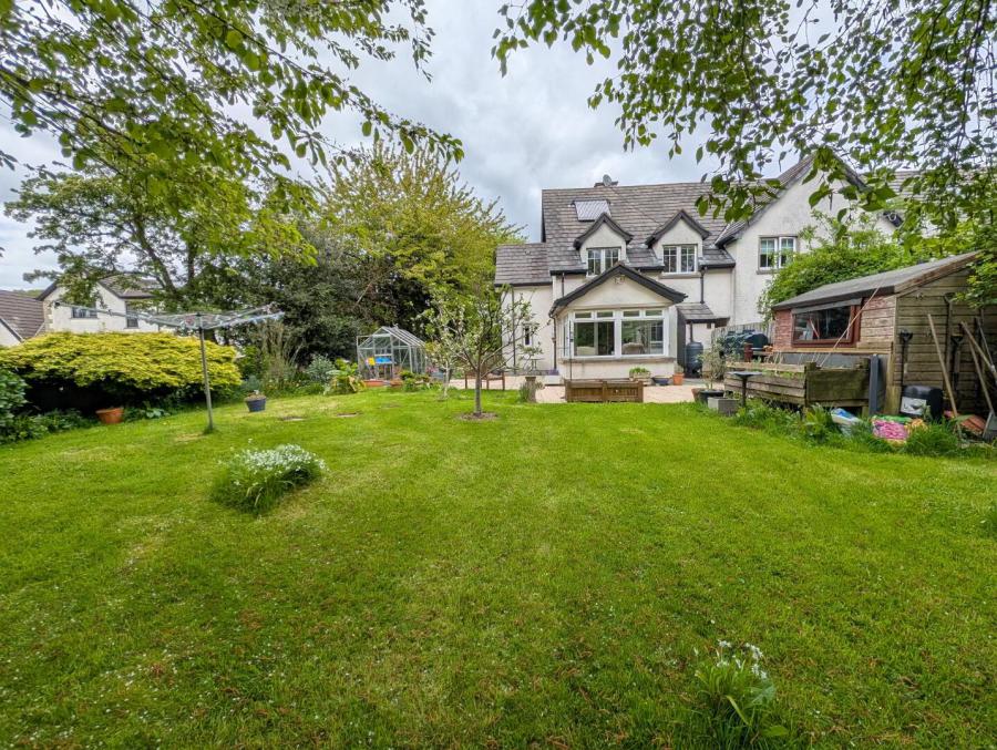 21 Kenway Drive