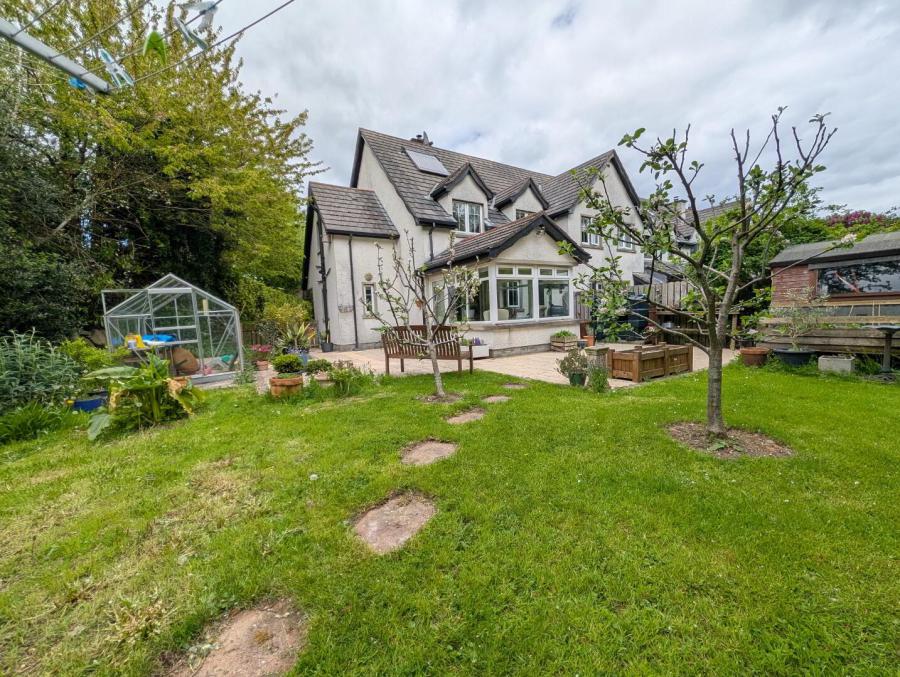 21 Kenway Drive