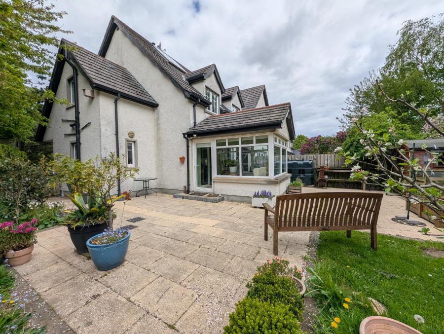 21 Kenway Drive