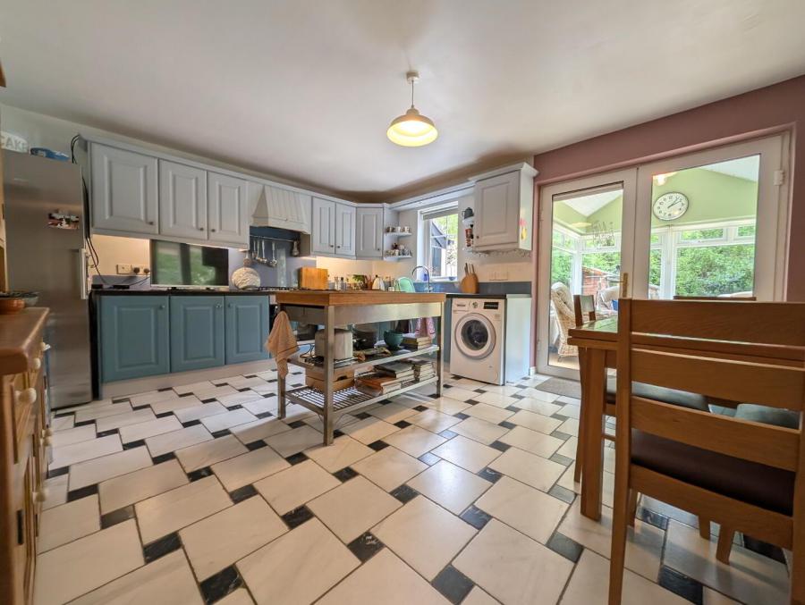 21 Kenway Drive