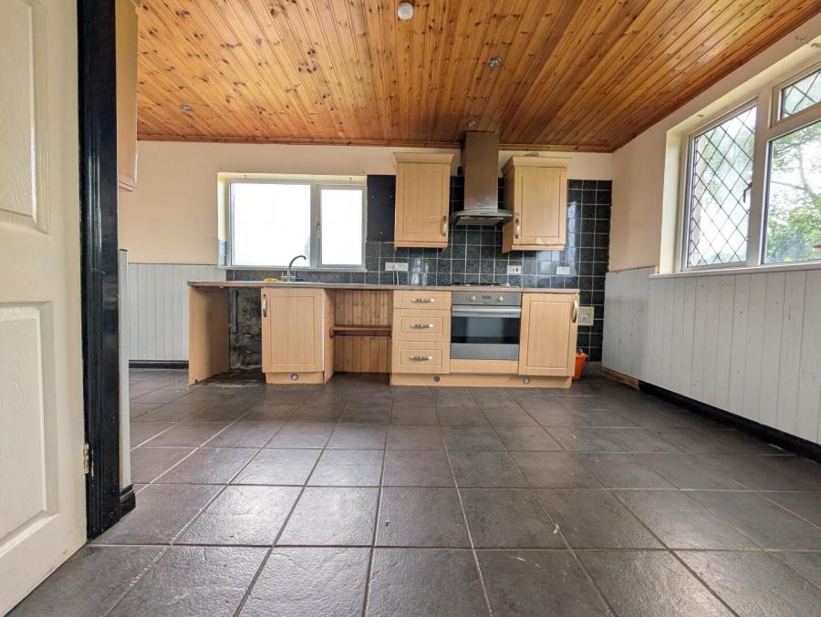 24 Edendarriff Road