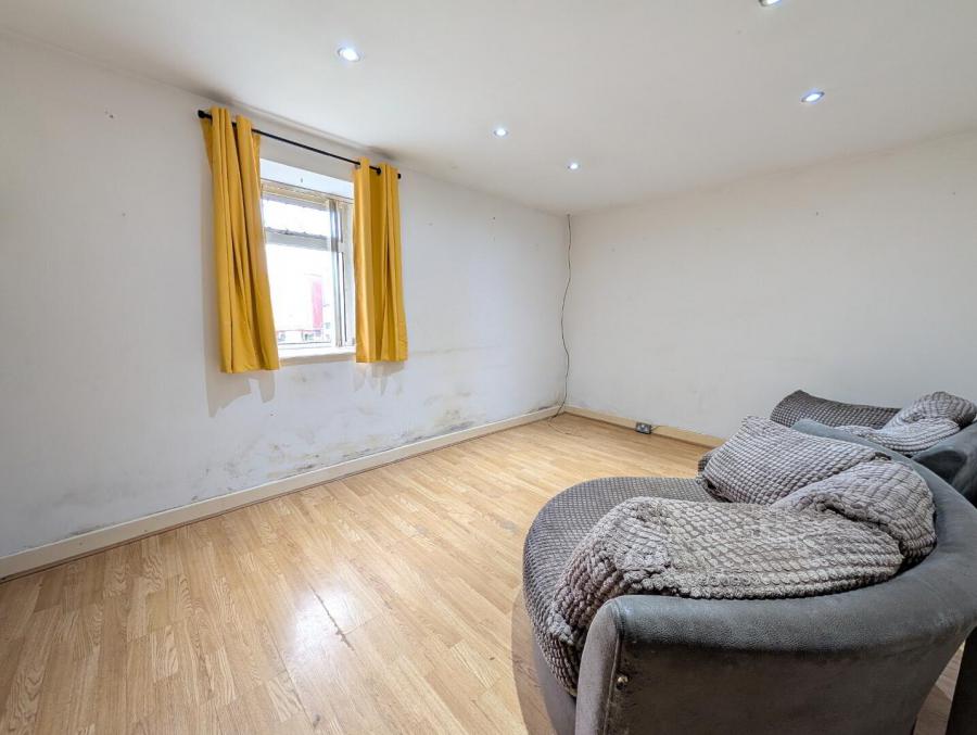 24 Edendarriff Road