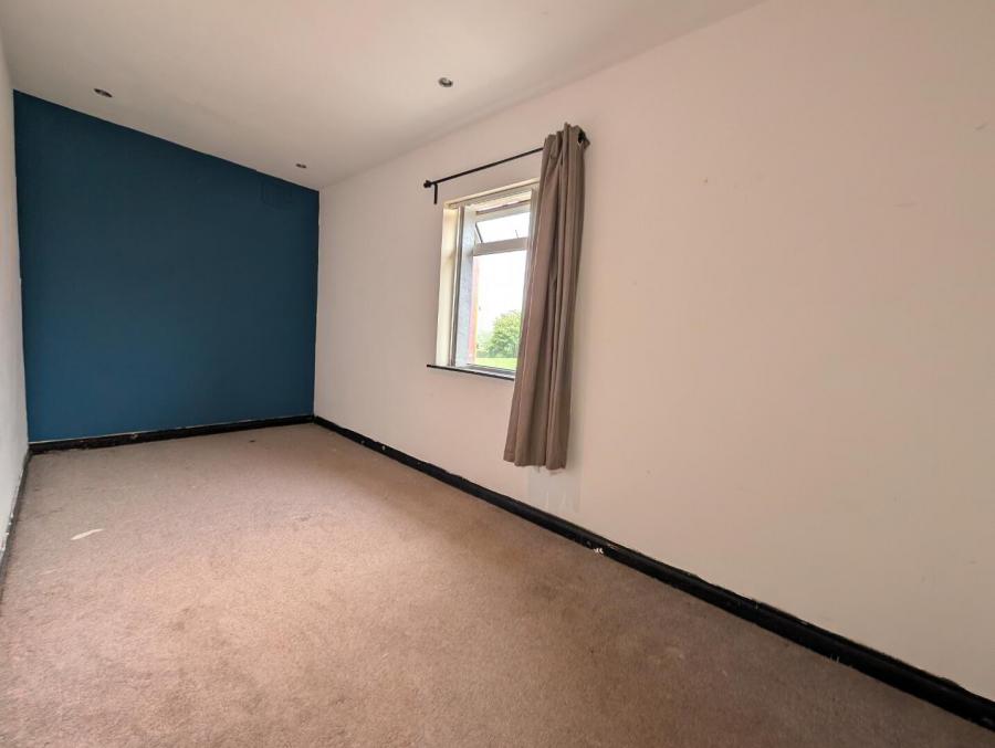 24 Edendarriff Road