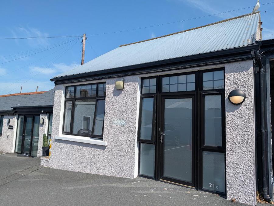 The Courtyard, E, 21 Dundrum Road