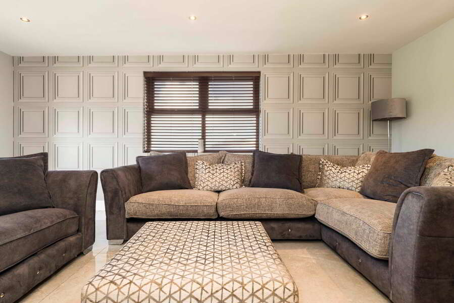 8 Carrogs Lane 8 Carrogs Lane