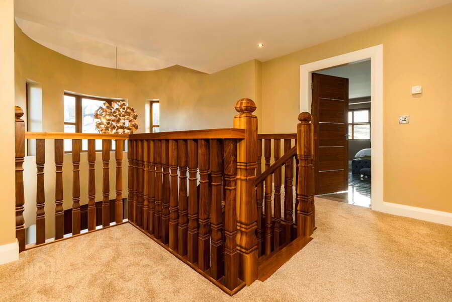 8 Carrogs Lane 8 Carrogs Lane