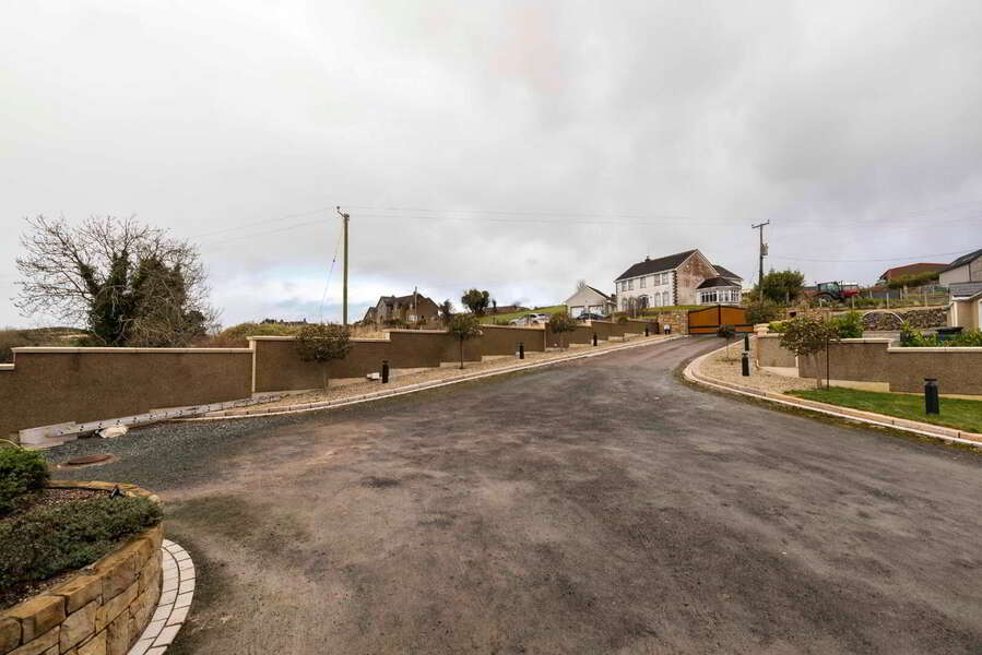 8 Carrogs Lane 8 Carrogs Lane
