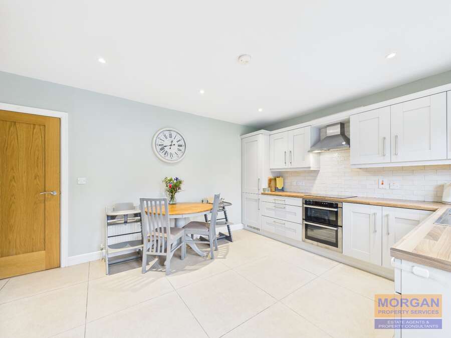 30 Hillcrest Heights