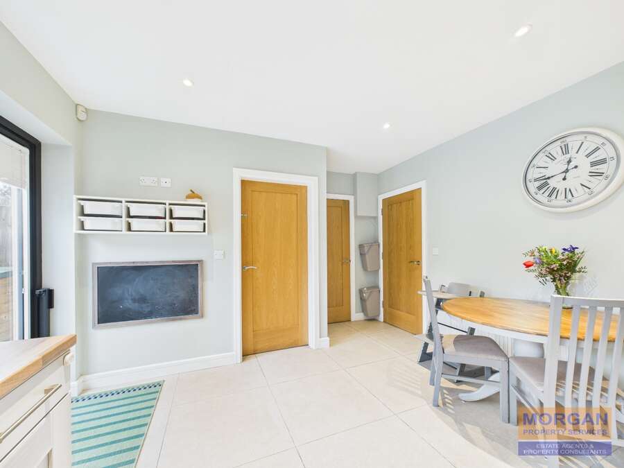 30 Hillcrest Heights