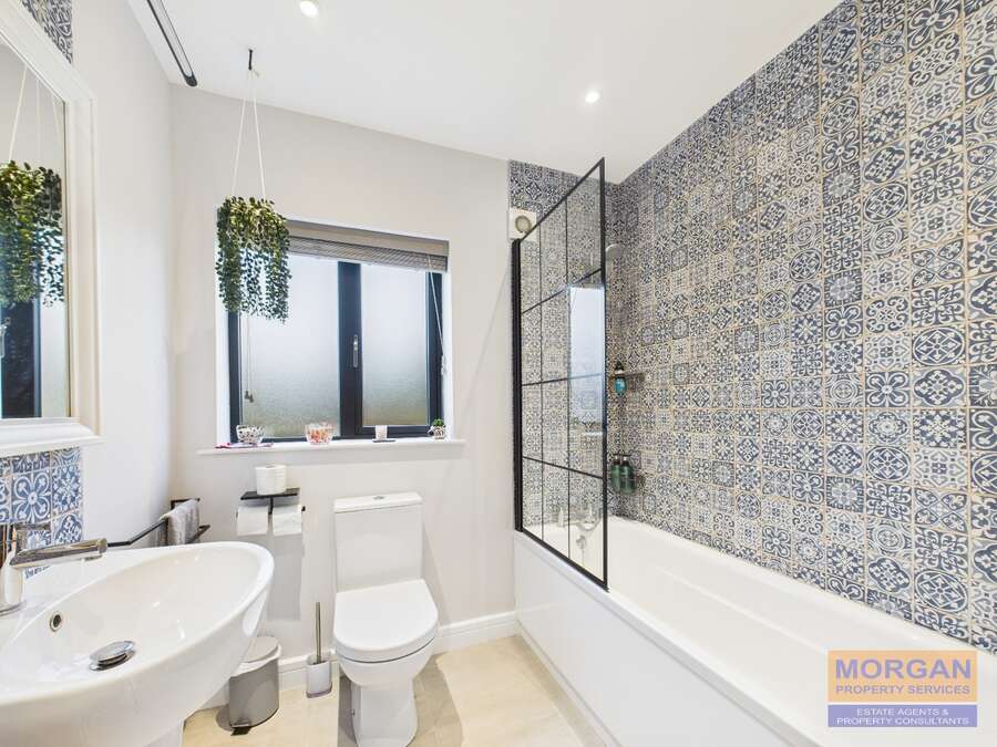 30 Hillcrest Heights