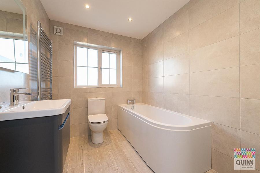 12 Monteith Meadows