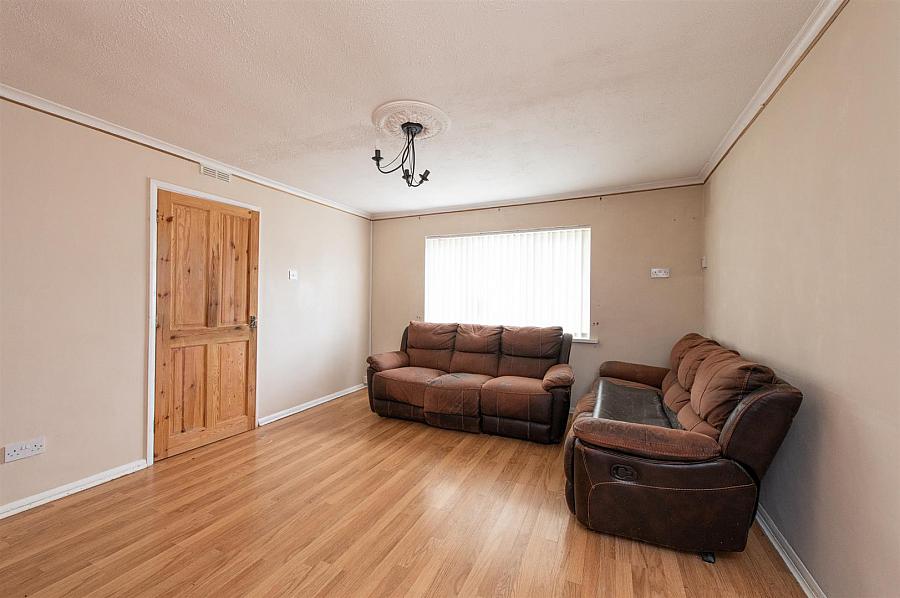 7 Mourneview Park