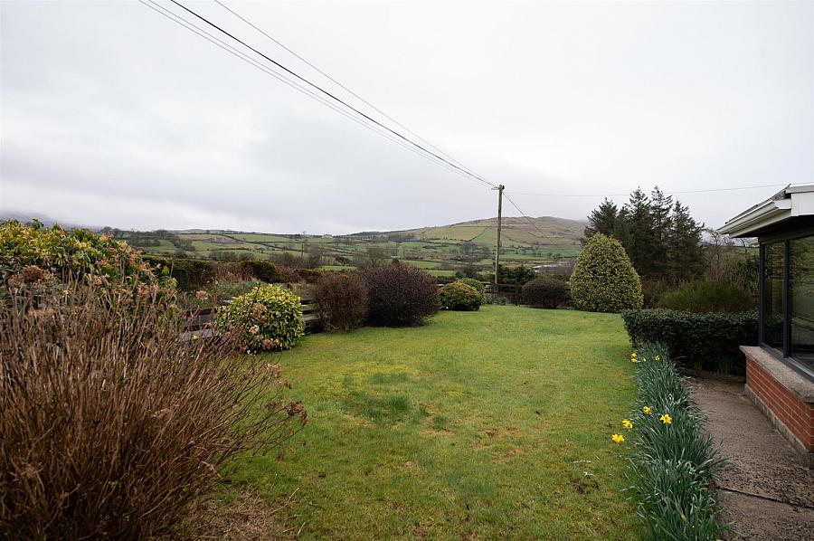 18 Legananny Hall Road