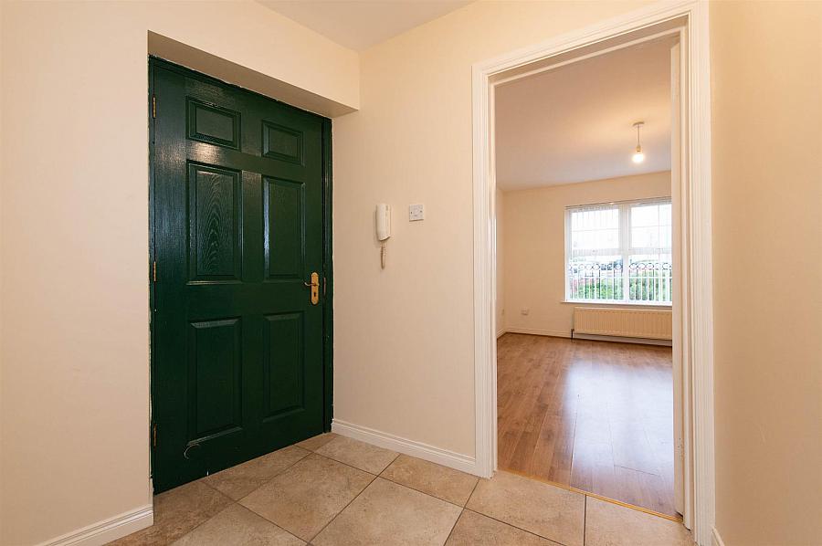 5 Daisy Hill Court