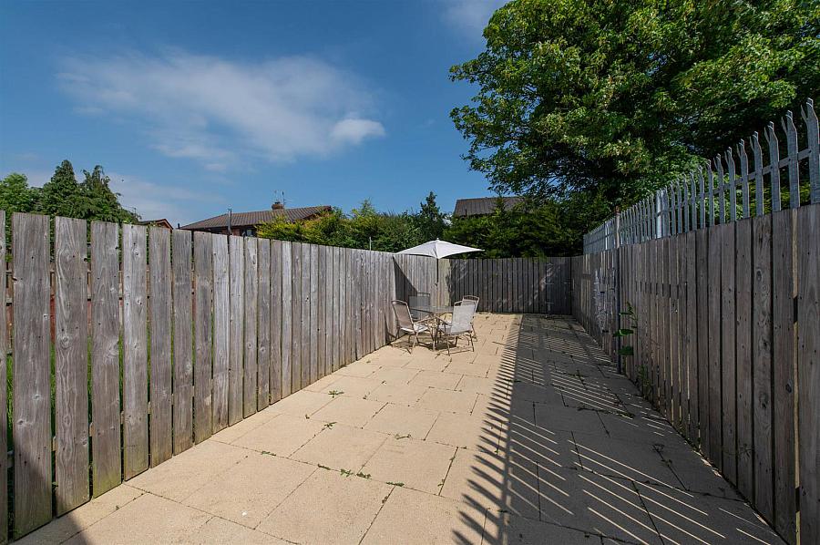 2 Hockley Terrace