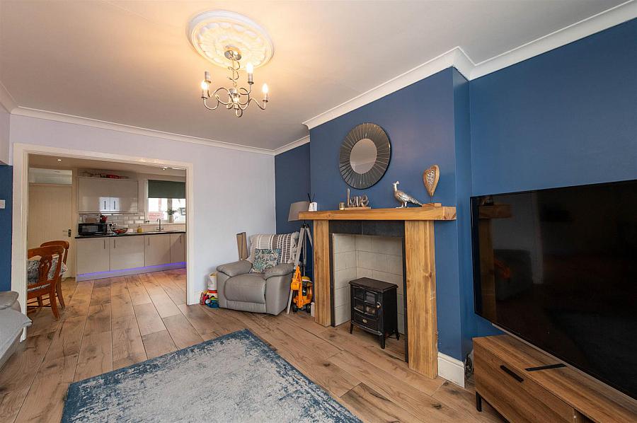 2 Hockley Terrace