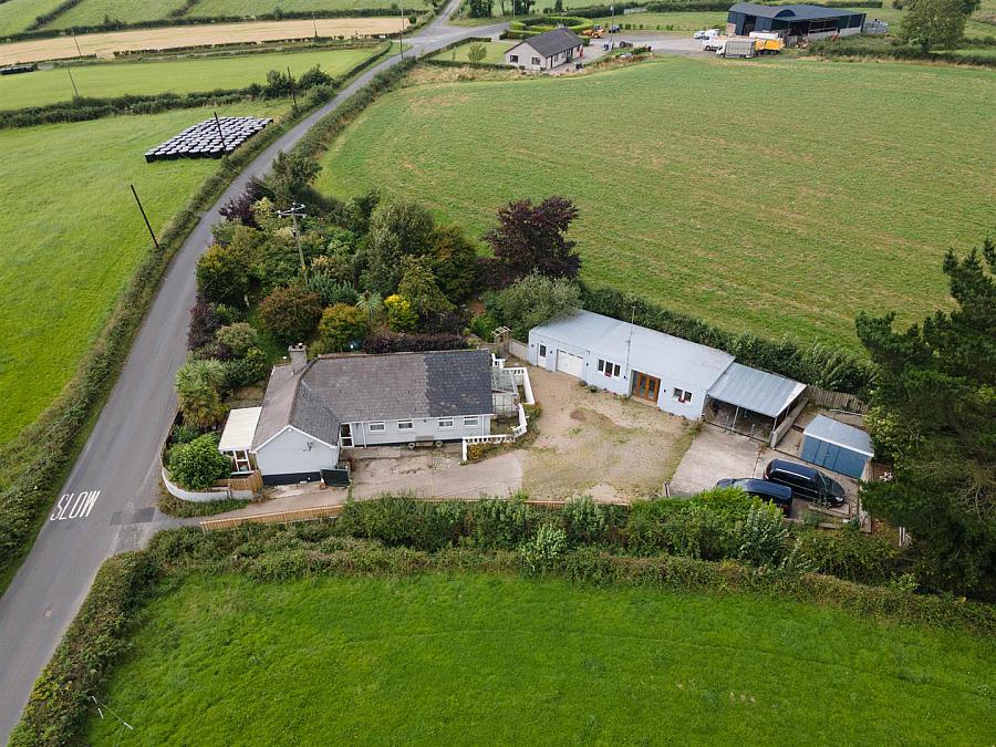 81 Poyntzpass Road,Banbridge, Loughbrickland, BT32 3PL