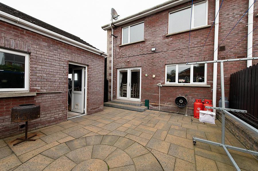 2 Iveagh Avenue