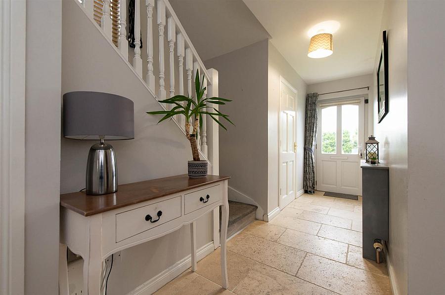 2 Iveagh Avenue