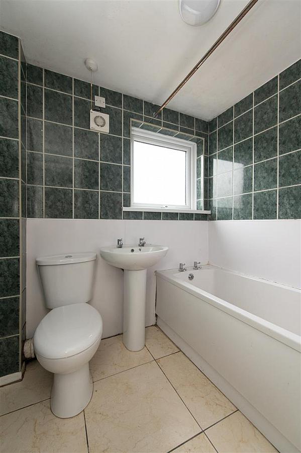 5b Leamount Park
