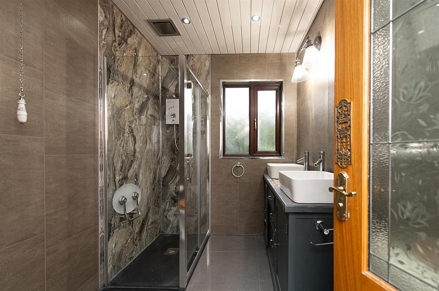 32 Mourne Grange