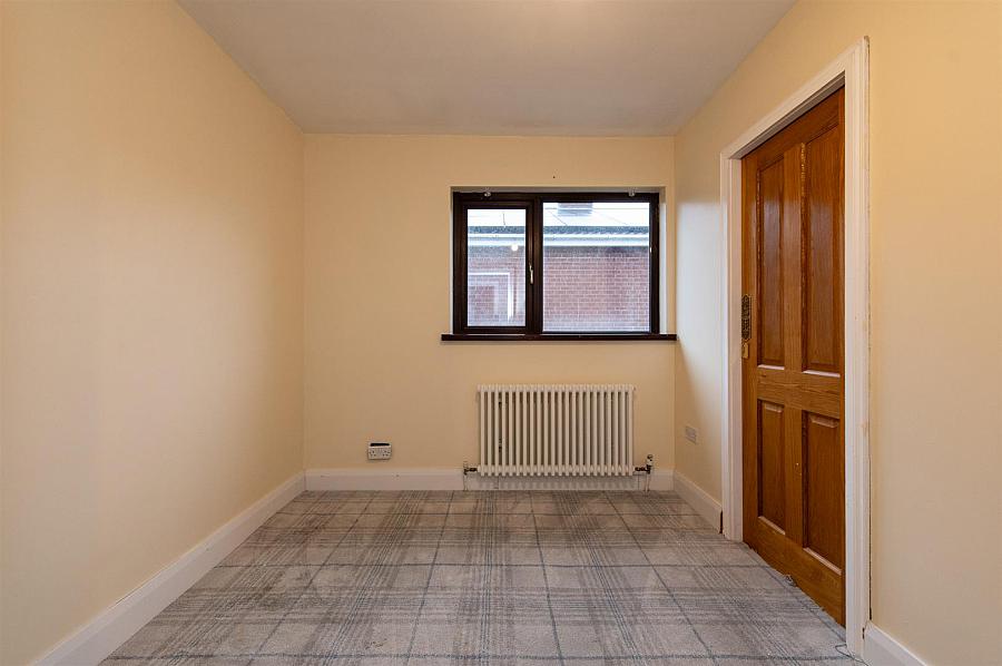 32 Mourne Grange