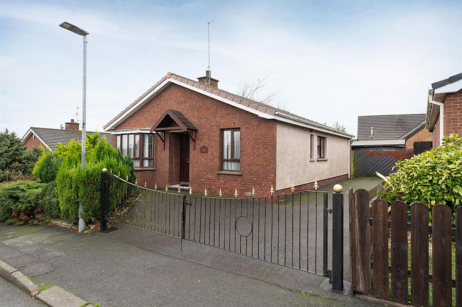32 Mourne Grange