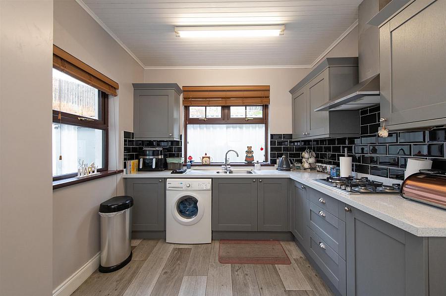27 Hillsborough Road