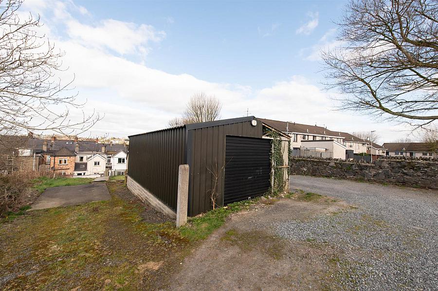 45 Kenlis Street