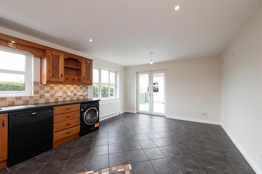 15 Old Railway Close