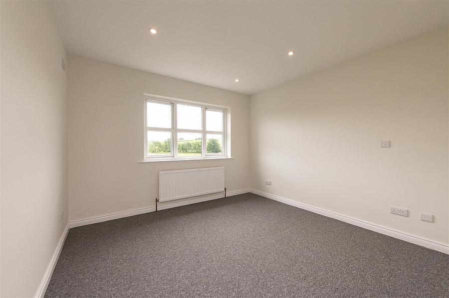 15 Old Railway Close