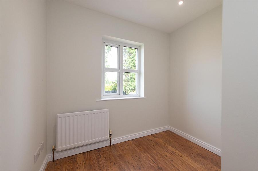 15 Old Railway Close